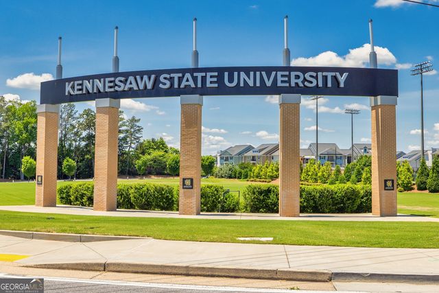 788 Lapis Trail, Kennesaw, GA 30152