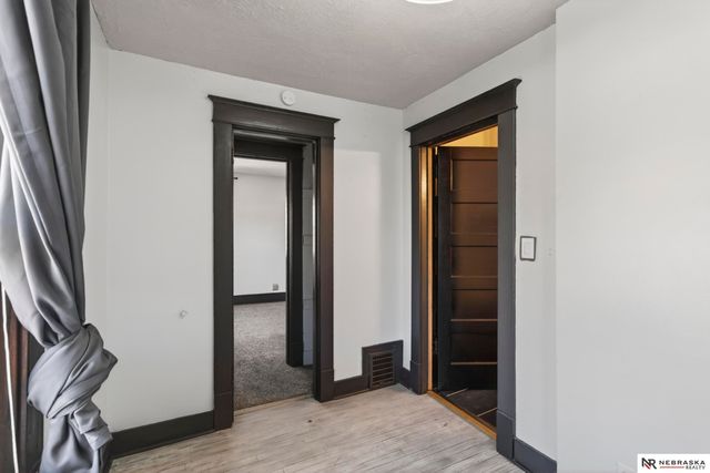 4282 Wirt Street, Omaha, NE 68111