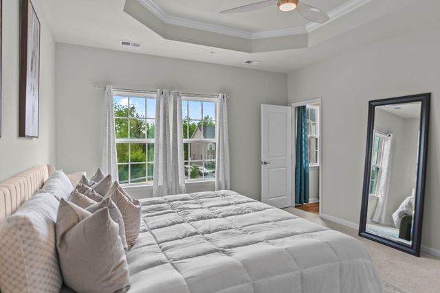 44 CEDAR HILL BLVD, Brooklyn, MD 21225