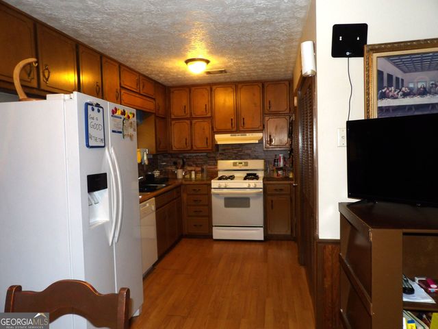 233 Leafwood Lane, Riverdale, GA 30274