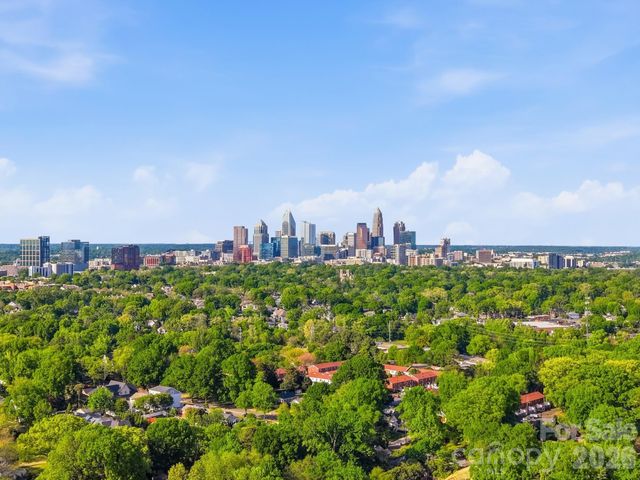 728 Clayfield Court, Charlotte, NC 28209