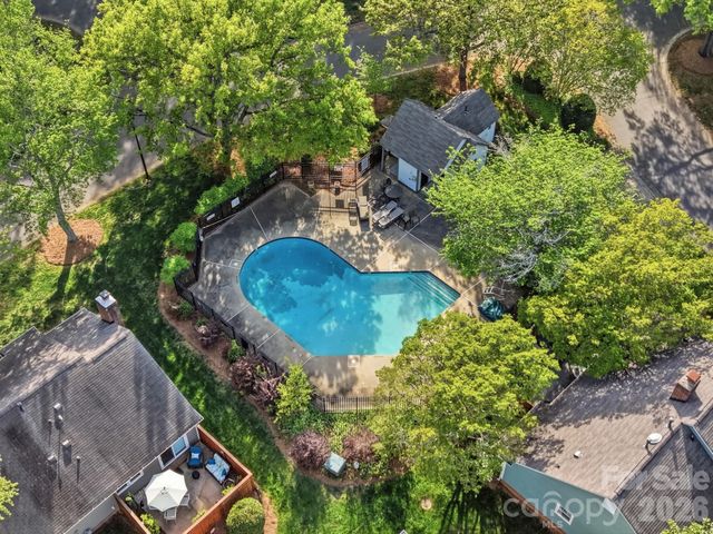 728 Clayfield Court, Charlotte, NC 28209