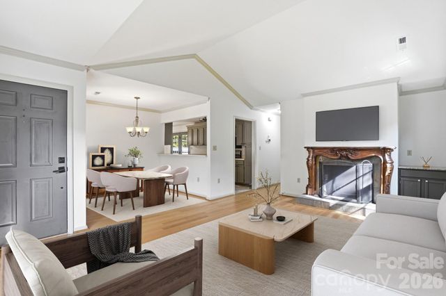 728 Clayfield Court, Charlotte, NC 28209