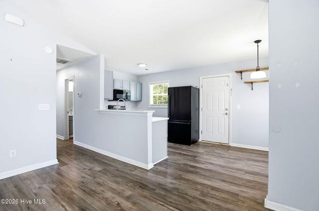 311 Snow Bell Court, Richlands, NC 28574