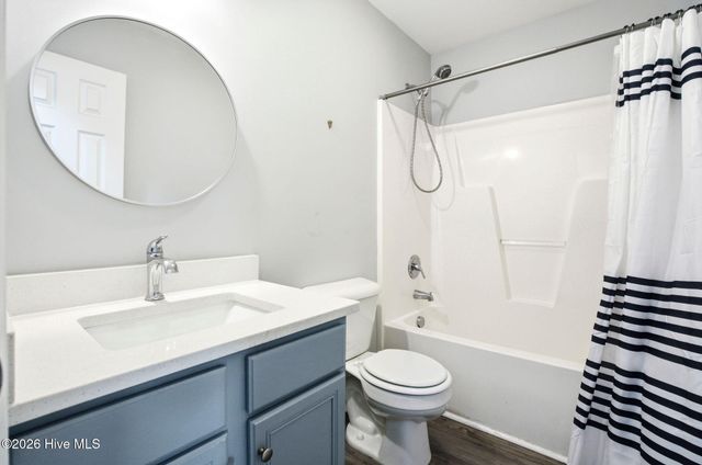 311 Snow Bell Court, Richlands, NC 28574