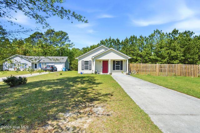 311 Snow Bell Court, Richlands, NC 28574