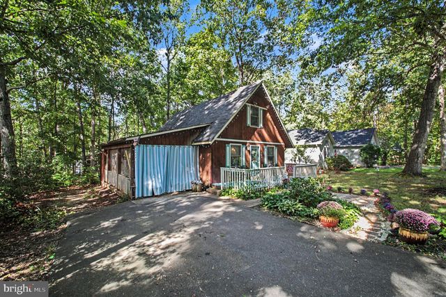 106 CARRIAGE CT, Locust Grove, VA 22508