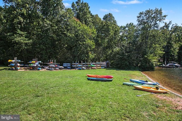 106 CARRIAGE CT, Locust Grove, VA 22508