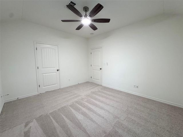 322 Green Leaf Street, Huntsville, TX 77340