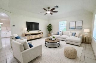 322 Green Leaf Street, Huntsville, TX 77340