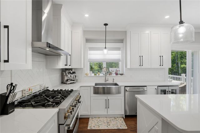 2103 Wheeler Street, Dighton, MA 02764