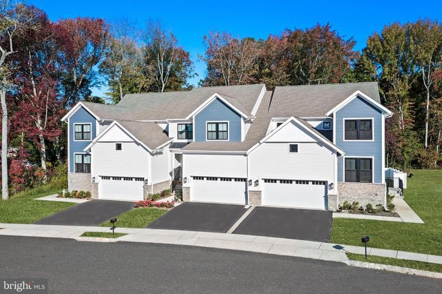 3 SPORTSMAN BLVD, Hamilton, NJ 08690