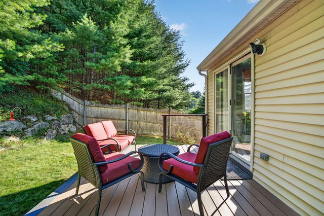 18 Cobble Hill Road, Nashua, NH 03062