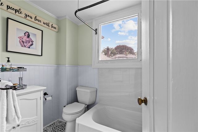 36 Kay Street 5, Newport, RI 02840