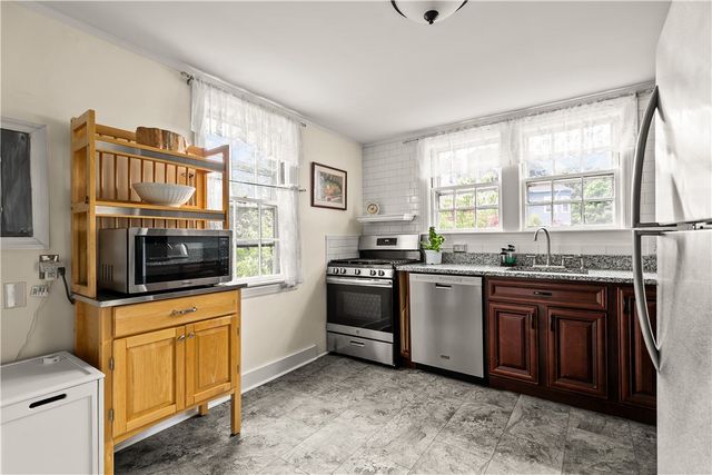 36 Kay Street 5, Newport, RI 02840