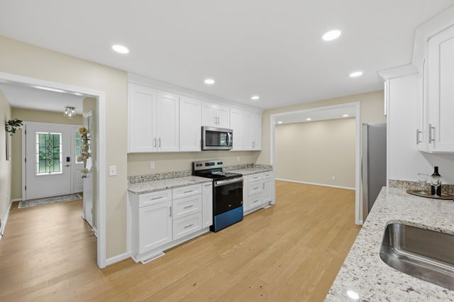 1147 Athenia Drive, Lexington, KY 40504