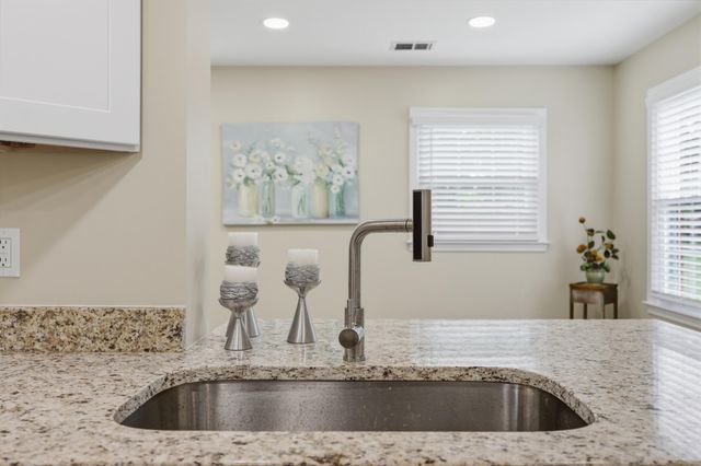1147 Athenia Drive, Lexington, KY 40504