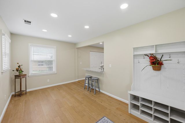 1147 Athenia Drive, Lexington, KY 40504