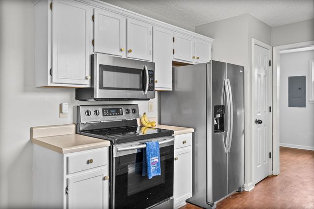 1788 Cherry Point Ct, Clarksville, TN 37042