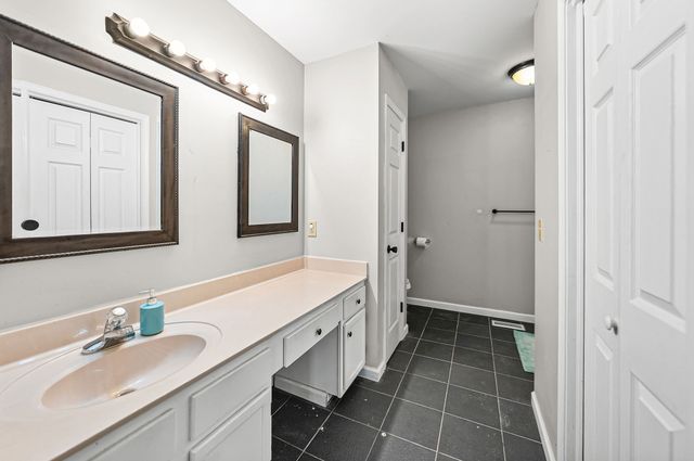 1788 Cherry Point Ct, Clarksville, TN 37042