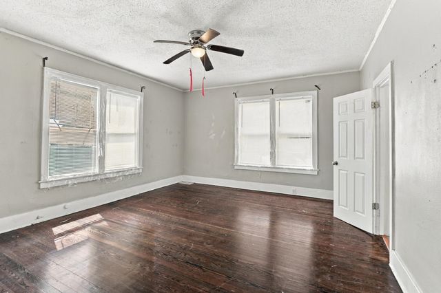 867 MAPLE DR, Memphis, TN 38108