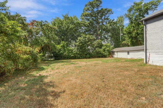 867 MAPLE DR, Memphis, TN 38108