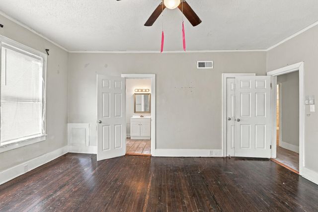 867 MAPLE DR, Memphis, TN 38108