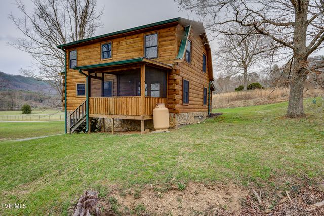522 Deer Haven Road, Unicoi, TN 37692