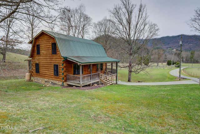 522 Deer Haven Road, Unicoi, TN 37692