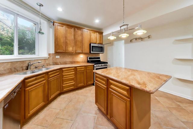 5138 S Kenwood Street G, Chicago, IL 60615