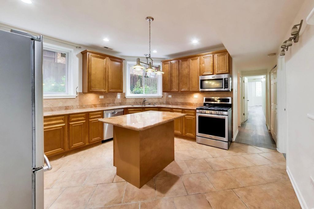5138 S Kenwood Street G, Chicago, IL 60615 — photo 2