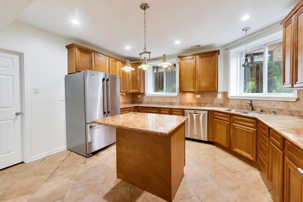 5138 S Kenwood Street G, Chicago, IL 60615 — photo 4