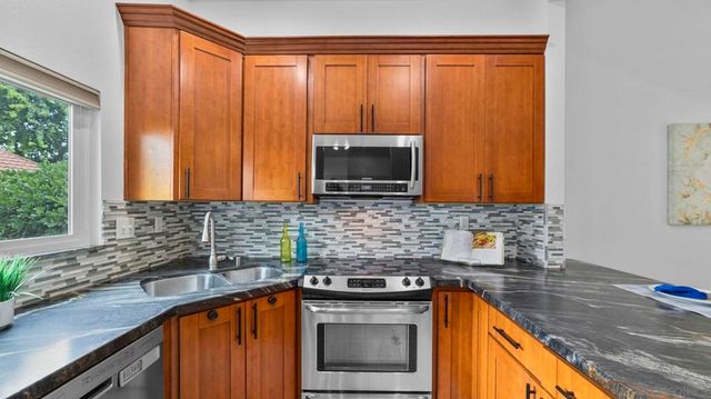 3533 Cedarbridge Way, Carlsbad, CA 92010