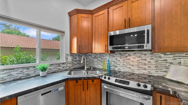 3533 Cedarbridge Way, Carlsbad, CA 92010
