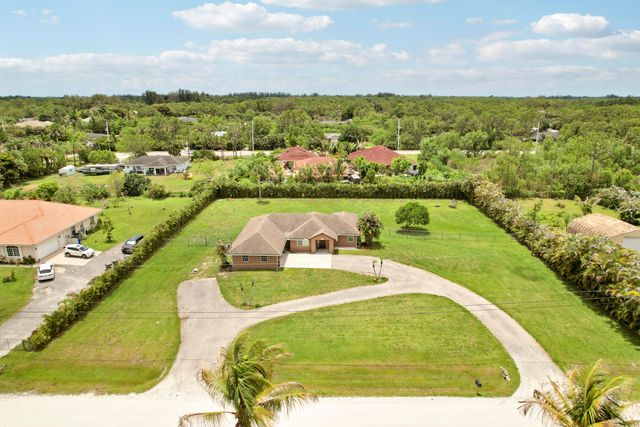 12628 N 70th Pl Place N, The Acreage, FL 33412