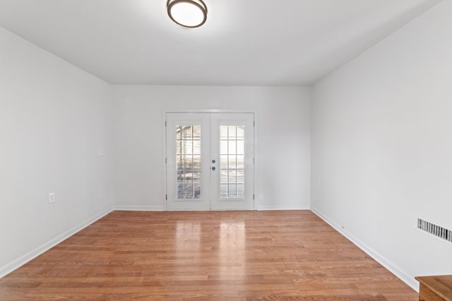 1015 Dickens St, Greenbrier, TN 37073