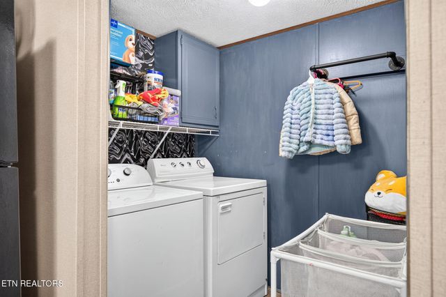 460 Jim Garrett Rd, Monterey, TN 38574