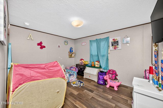 460 Jim Garrett Rd, Monterey, TN 38574