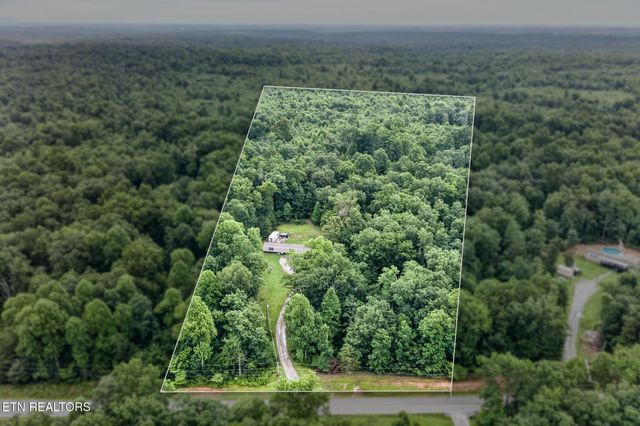 460 Jim Garrett Rd, Monterey, TN 38574