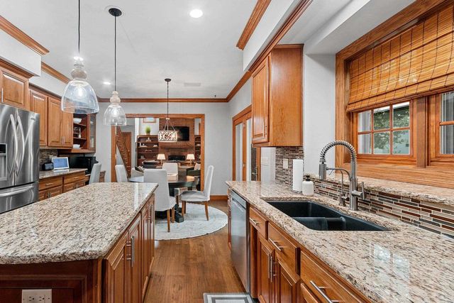 3901 N MILLWOOD DRIVE, Appleton, WI 54913