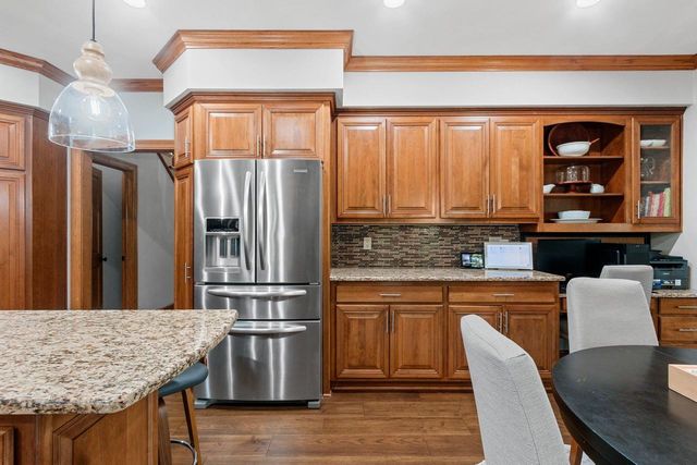 3901 N MILLWOOD DRIVE, Appleton, WI 54913