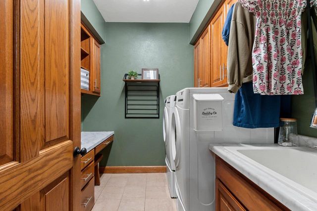 3901 N MILLWOOD DRIVE, Appleton, WI 54913