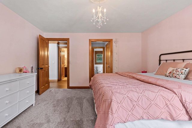 3901 N MILLWOOD DRIVE, Appleton, WI 54913