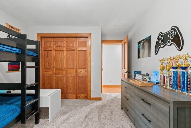 3901 N MILLWOOD DRIVE, Appleton, WI 54913