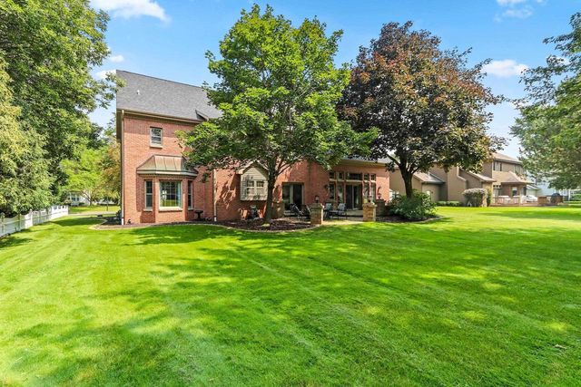 3901 N MILLWOOD DRIVE, Appleton, WI 54913