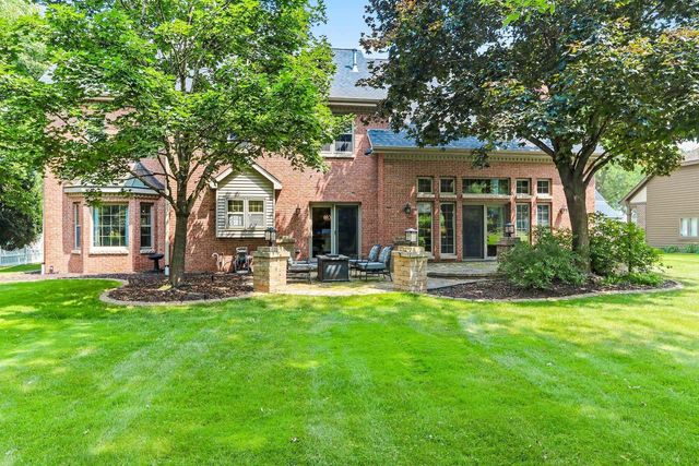 3901 N MILLWOOD DRIVE, Appleton, WI 54913