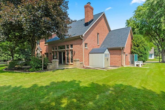 3901 N MILLWOOD DRIVE, Appleton, WI 54913