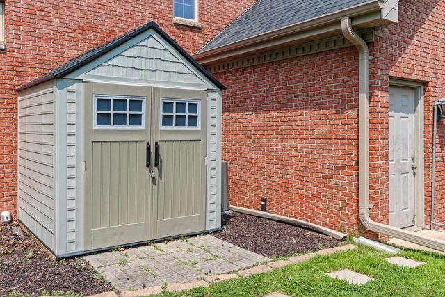 3901 N MILLWOOD DRIVE, Appleton, WI 54913