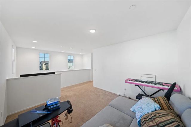 29554 Aramina Ct, Winchester, CA 92596