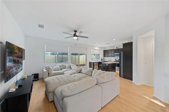 29554 Aramina Ct, Winchester, CA 92596